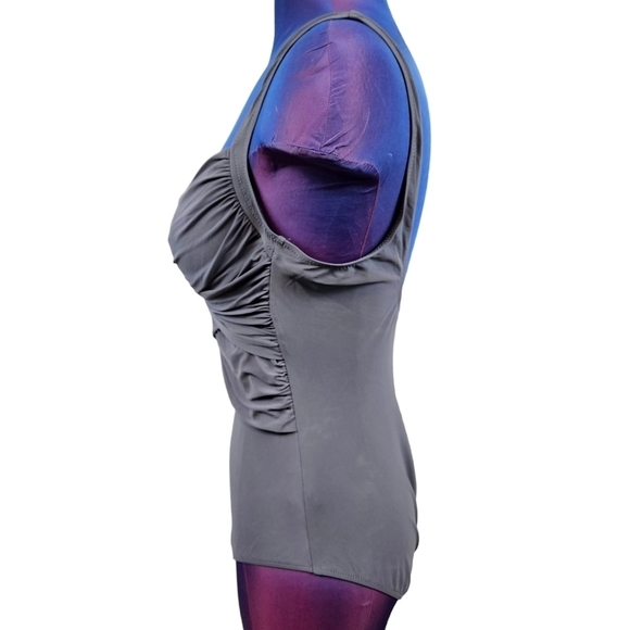 Diva by Rachel Pappo‎ Gray Twist Front One Piece Swimsuit D Cup Size 10 Women's - Picture 4 of 9